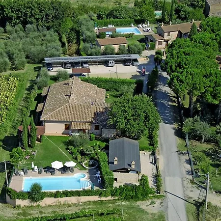 Cantagallina Sleeps 2 Pool Wifi T763091 * Villastrada (Umbria)